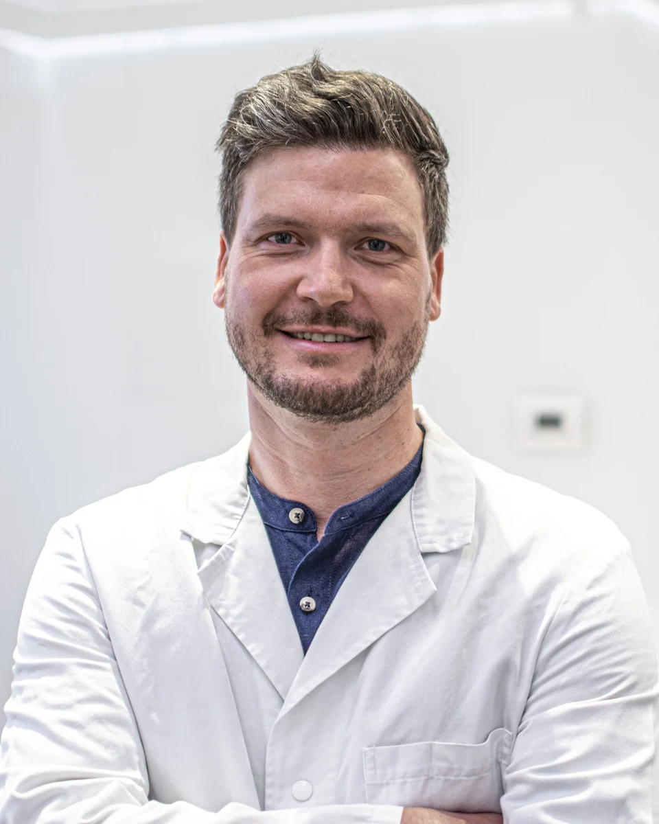 Dr François Lechanoine